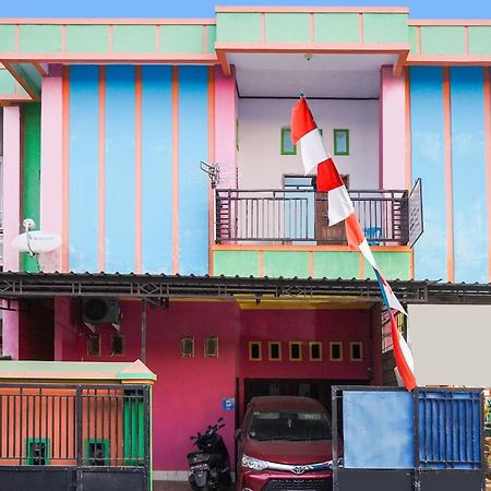 Oyo 91759 Pondok Hikmah Makassar Eksteriør billede